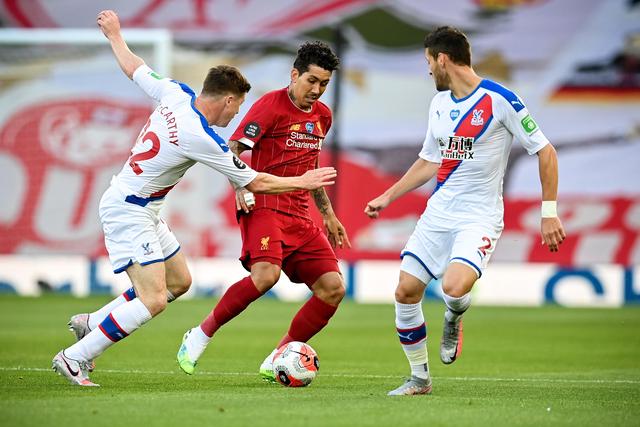 国际车队竞速成都天府绿道 赛事经济激活春日消费